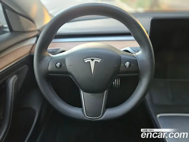 Tesla Model 3 2022 0.2 автомат (гидро), миниатюра 7