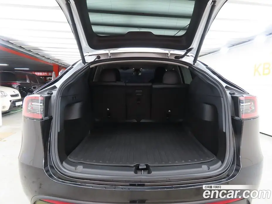 Tesla Model Y 2022 автомат (гидро), фото 18