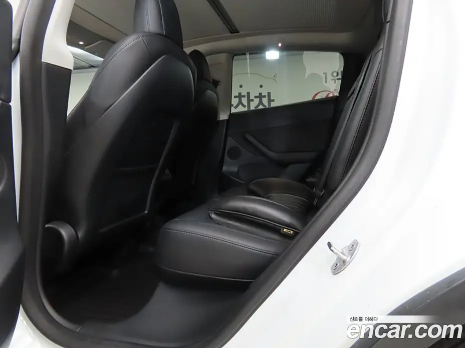 Tesla Model Y 2022 автомат (гидро), фото 6