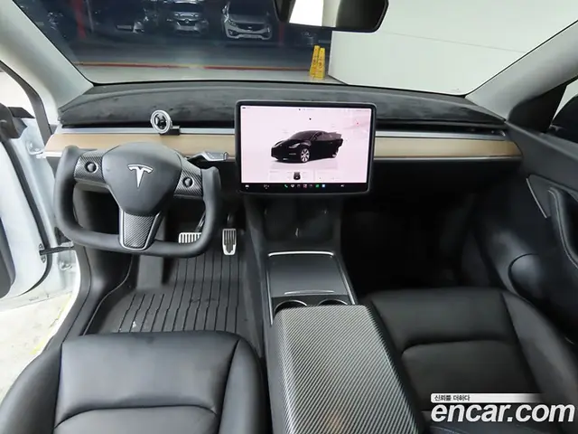 Tesla Model Y 2022 автомат (гидро), миниатюра 7