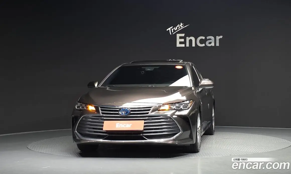Toyota Avalon 2019 2.5 автомат (гидро), фото 3