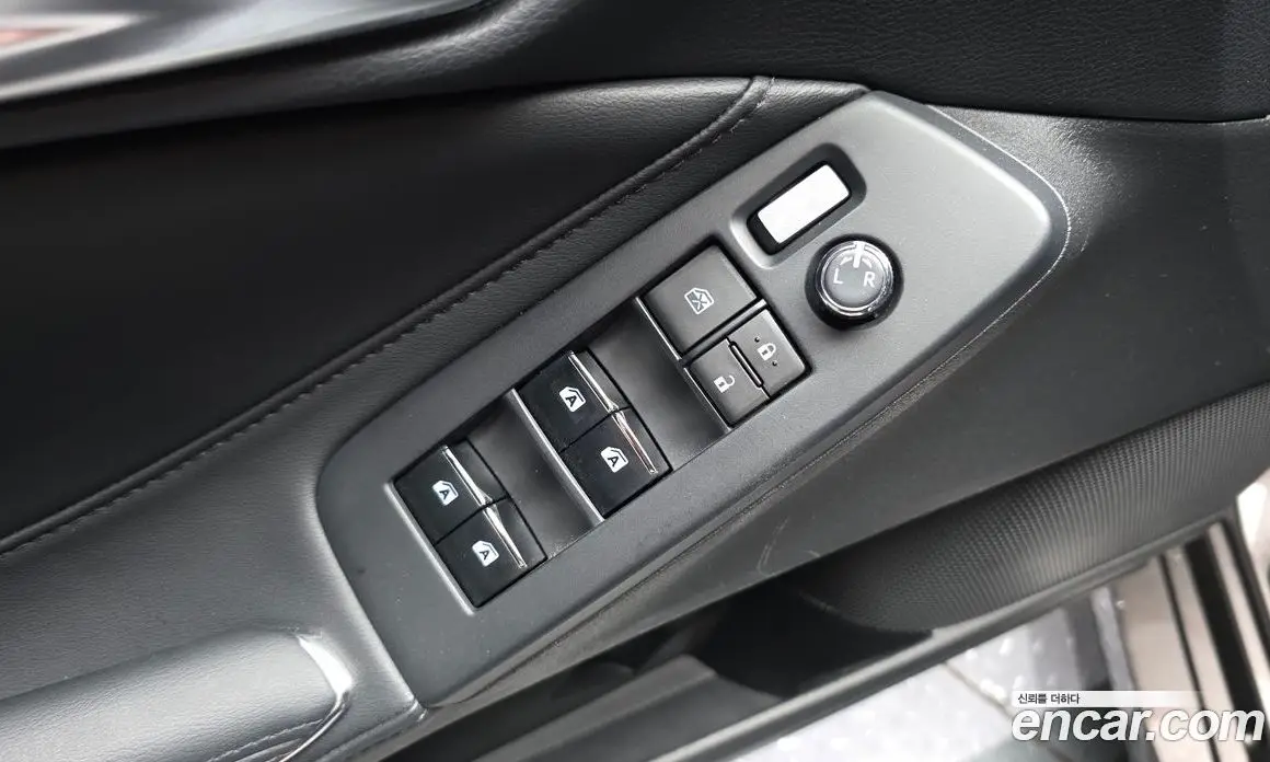Toyota Avalon 2019 2.5 автомат (гидро), фото 27