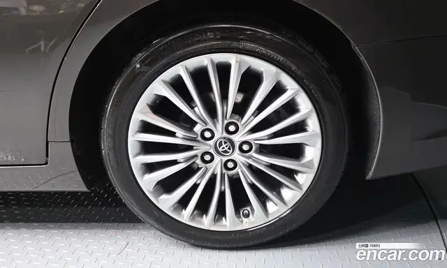 Toyota Avalon 2019 2.5 автомат (гидро), миниатюра 7