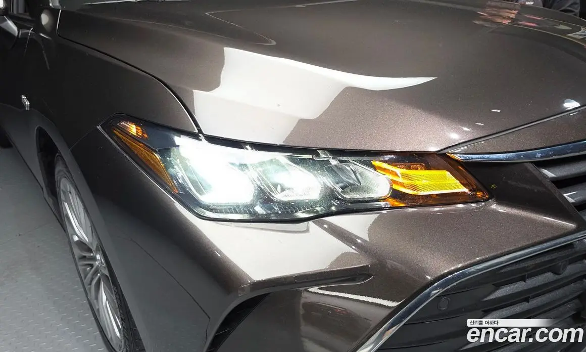 Toyota Avalon 2019 2.5 автомат (гидро), фото 8