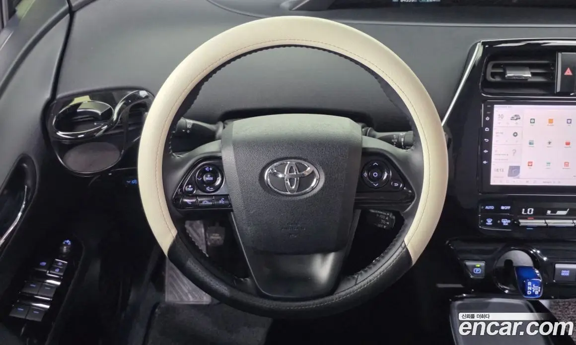 Toyota Prius 2019 1.8 автомат (гидро), фото 19