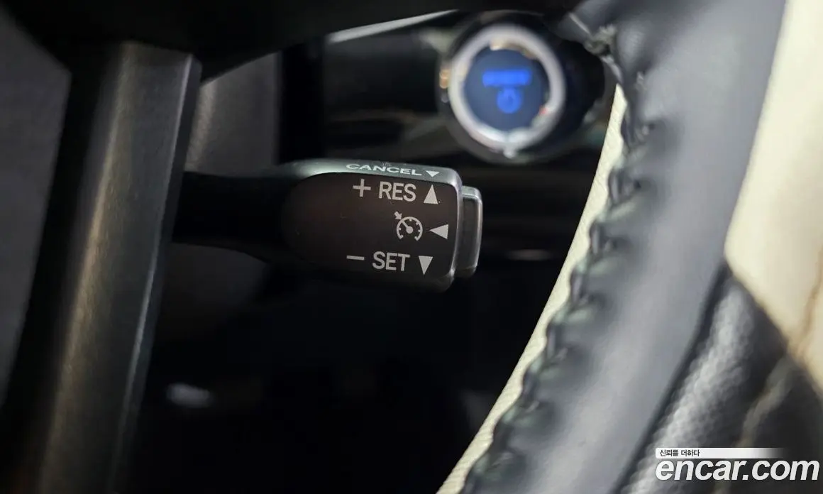 Toyota Prius 2019 1.8 автомат (гидро), фото 27
