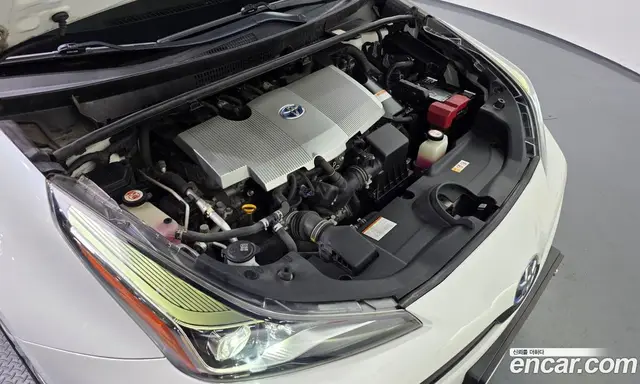 Toyota Prius 2019 1.8 автомат (гидро), миниатюра 6