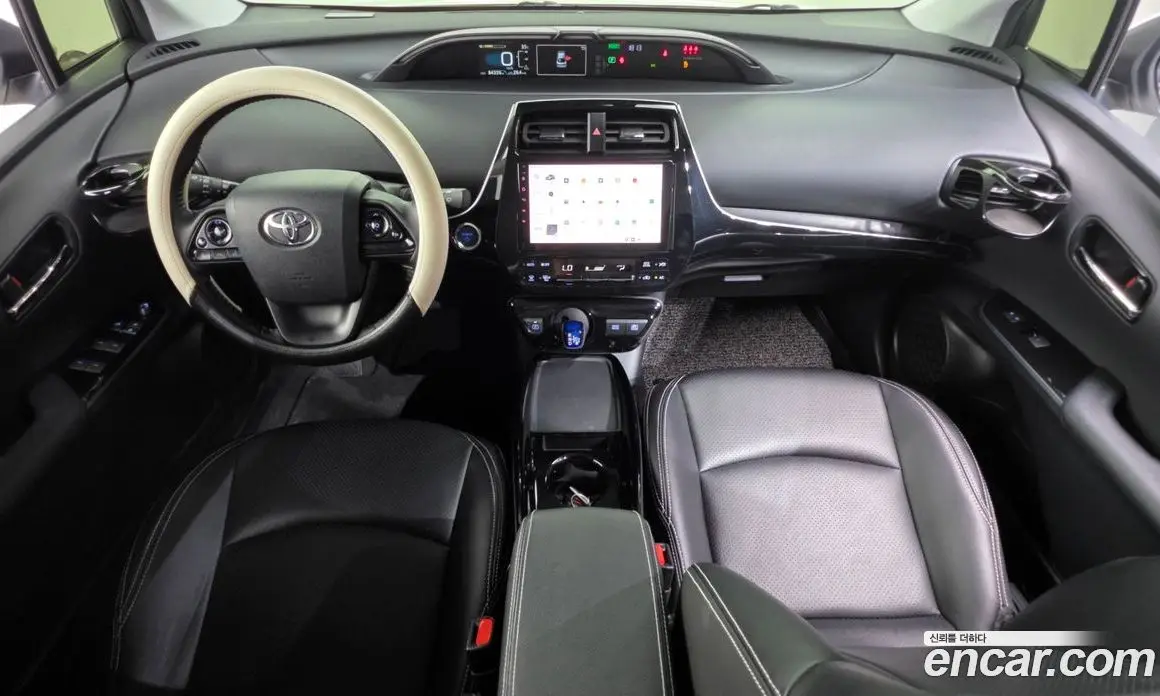 Toyota Prius 2019 1.8 автомат (гидро), фото 10