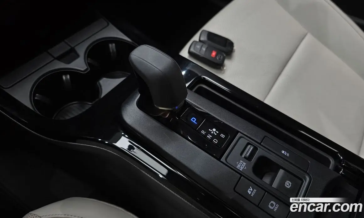 Toyota Prius 2023 2.0 автомат (гидро), фото 12