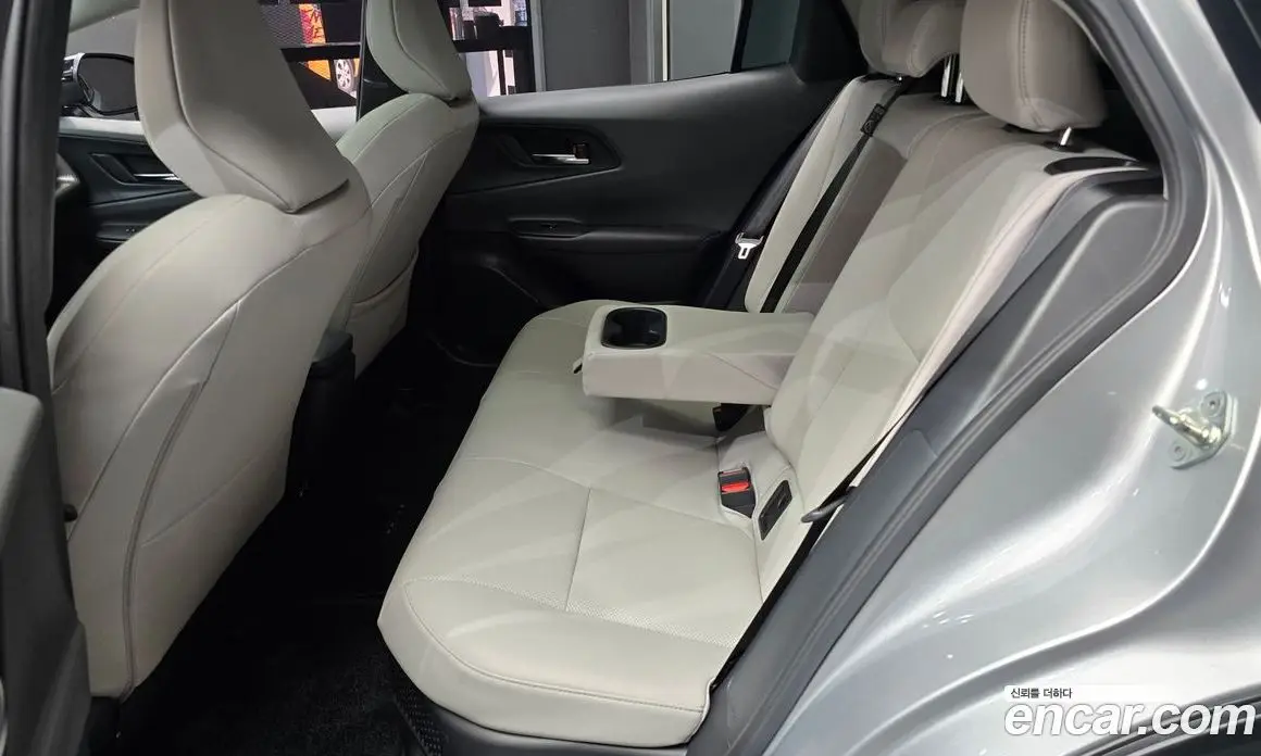 Toyota Prius 2023 2.0 автомат (гидро), фото 18