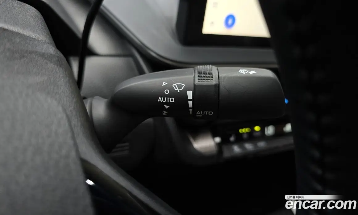 Toyota Prius 2023 2.0 автомат (гидро), фото 26