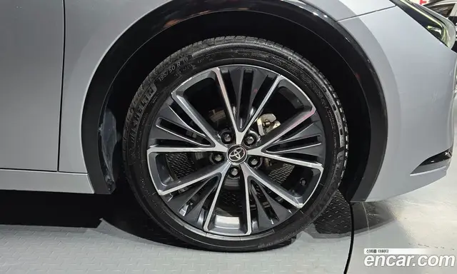 Toyota Prius 2023 2.0 автомат (гидро), миниатюра 7