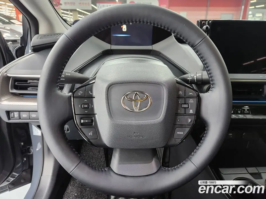 Toyota Prius 2026 2.0 автомат (робот), фото 13