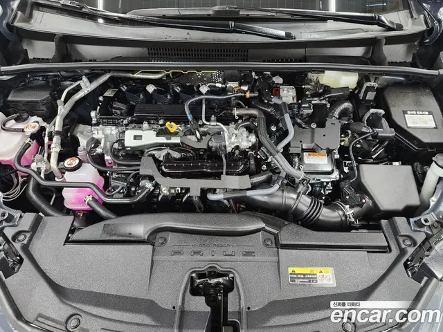 Toyota Prius 2026 2.0 автомат (робот), миниатюра 6