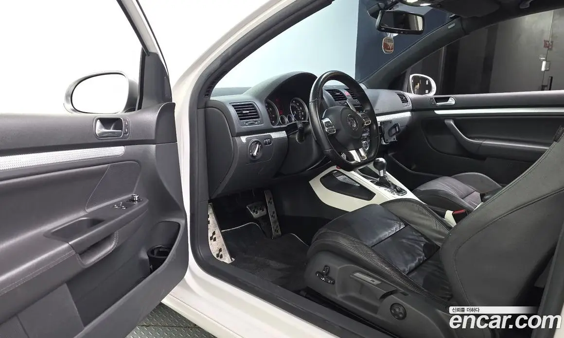 Volkswagen Golf 2008 3.2 автомат (гидро), фото 10