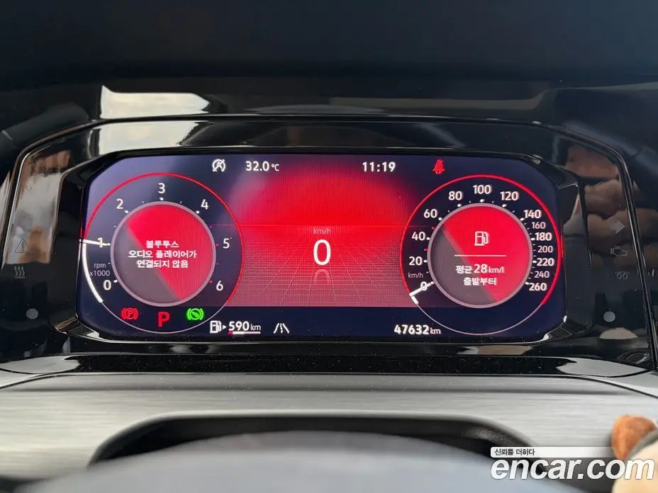 Volkswagen Golf 2023 2.0 автомат (гидро), фото 13