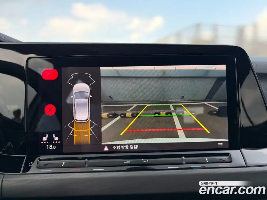 Volkswagen Golf 2023 2.0 автомат (гидро), фото 15