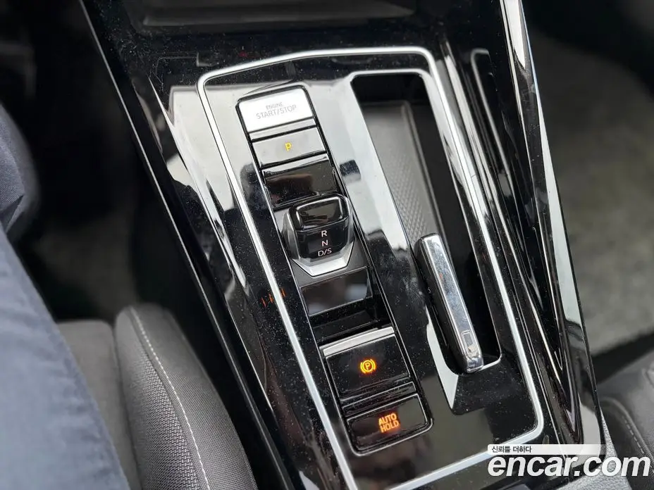 Volkswagen Golf 2023 2.0 автомат (гидро), фото 17