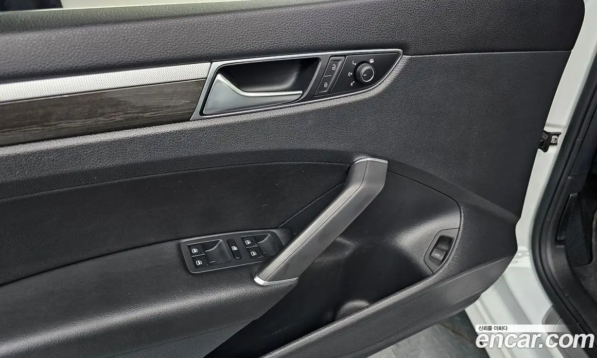 Volkswagen Passat 2018 2.0 автомат (гидро), фото 19