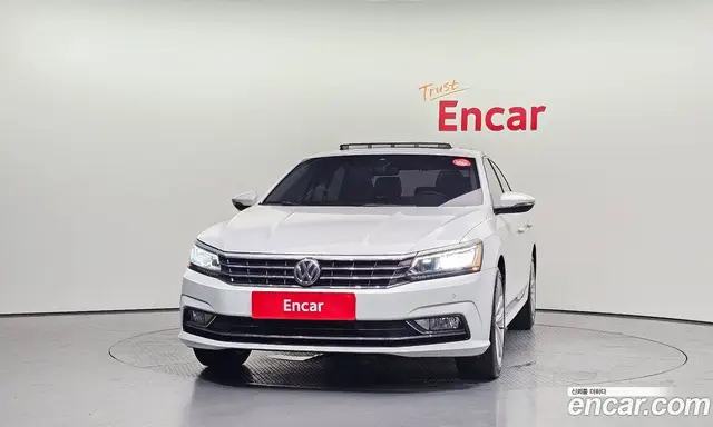 Volkswagen Passat 2018 2.0 автомат (гидро), миниатюра 3