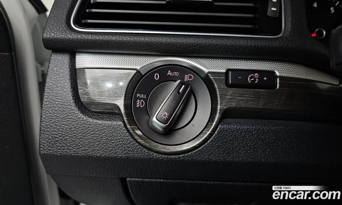 Volkswagen Passat 2018 2.0 автомат (гидро), фото 21