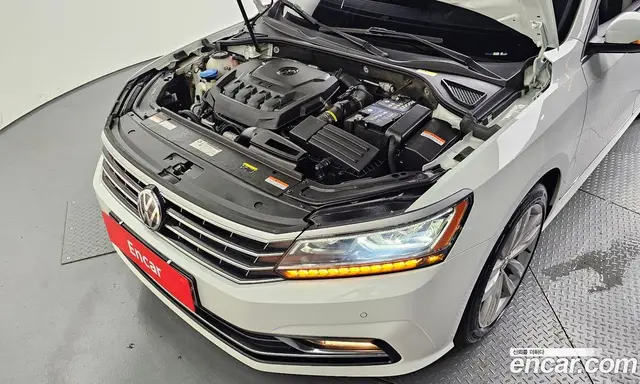 Volkswagen Passat 2018 2.0 автомат (гидро), миниатюра 6