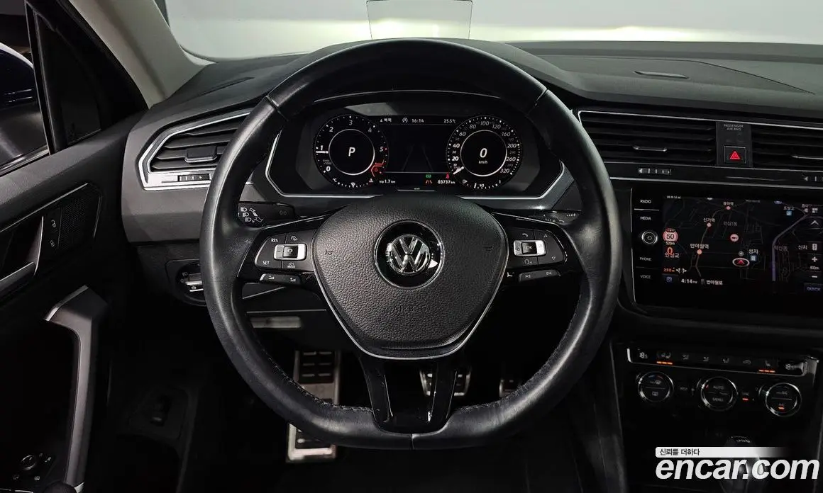 Volkswagen Tiguan 2018 2.0 автомат (гидро), фото 18