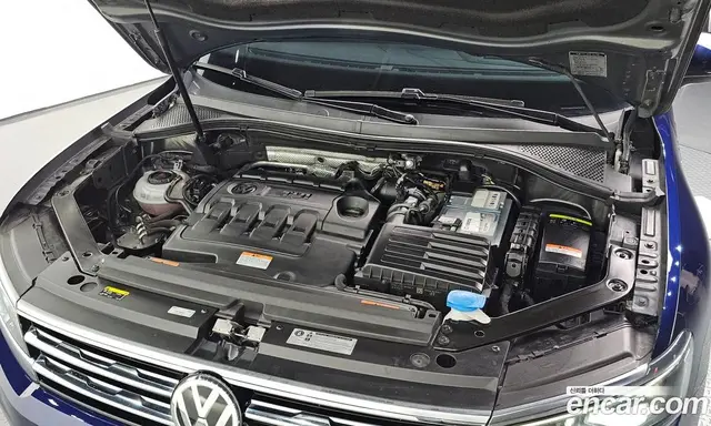 Volkswagen Tiguan 2018 2.0 автомат (гидро), миниатюра 5