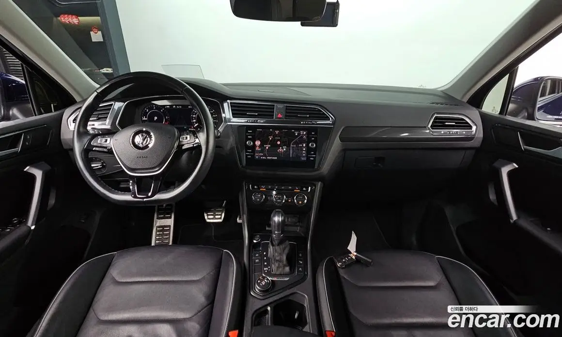 Volkswagen Tiguan 2018 2.0 автомат (гидро), фото 9