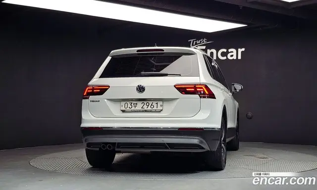 Volkswagen Tiguan 2018 2.0 автомат (гидро), миниатюра 4