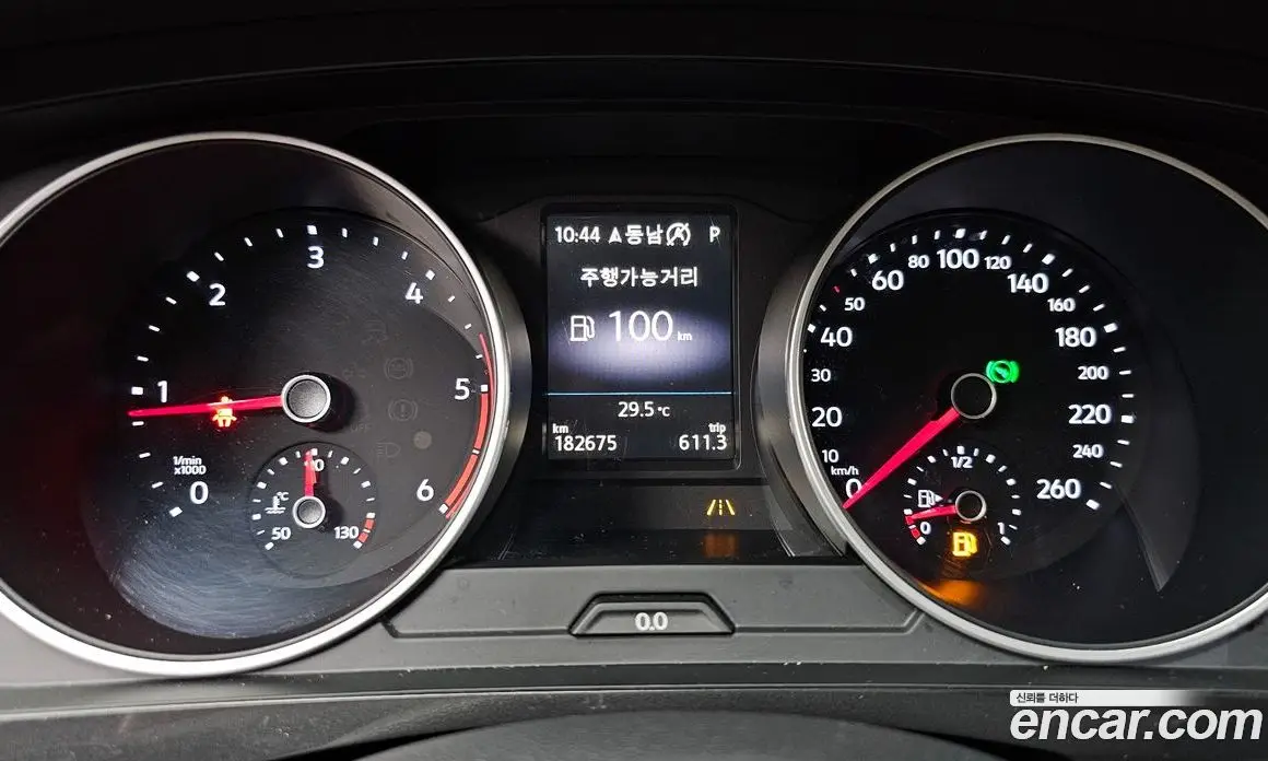 Volkswagen Tiguan 2018 2.0 автомат (гидро), фото 8