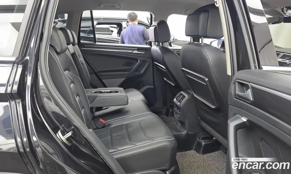 Volkswagen Tiguan 2020 2.0 автомат (гидро), фото 18