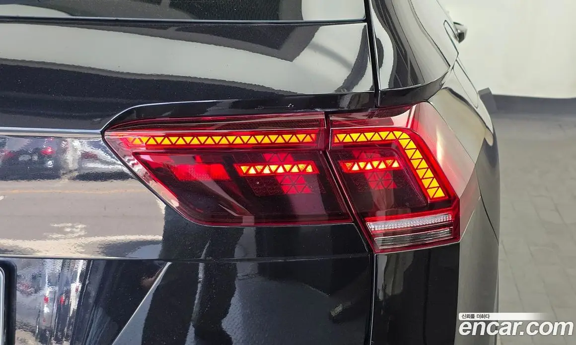 Volkswagen Tiguan 2020 2.0 автомат (гидро), фото 9