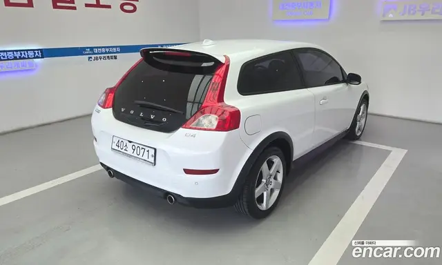 Volvo C30 2012 2.0 автомат (гидро), миниатюра 5