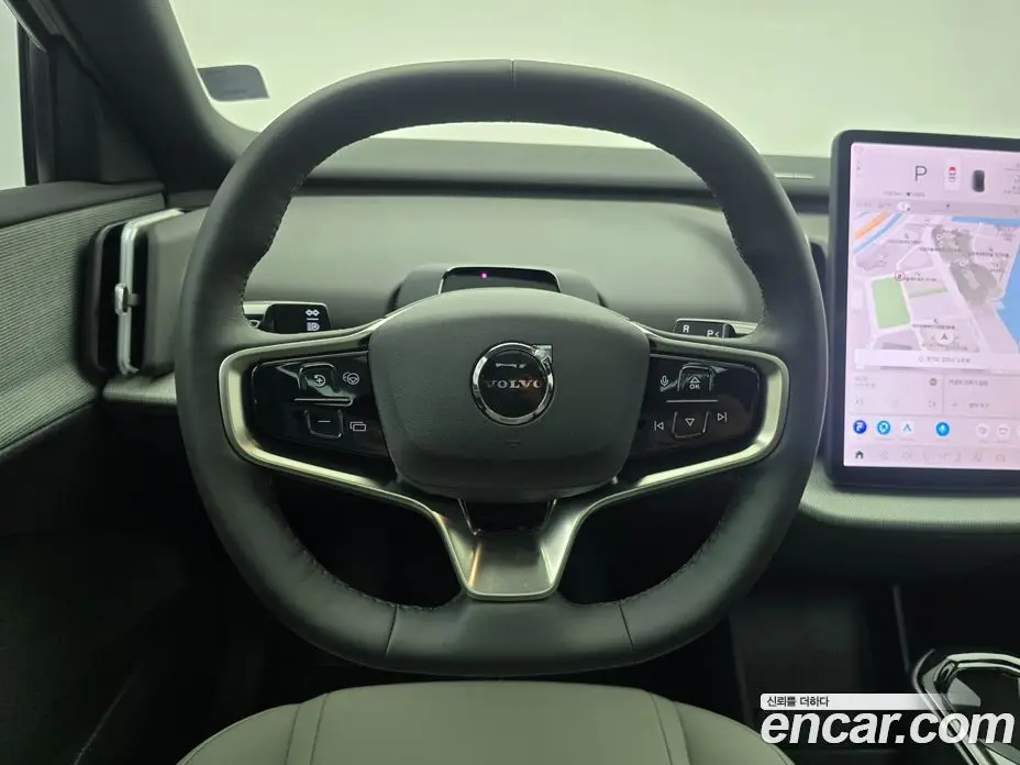 Volvo EX30 2025 0.2 автомат (гидро), фото 8