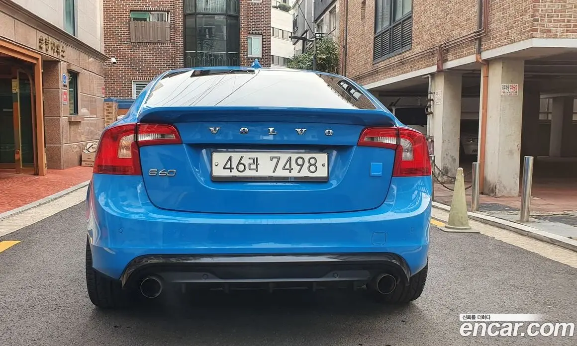 Volvo S60 2017 2.0 автомат (гидро), фото 4