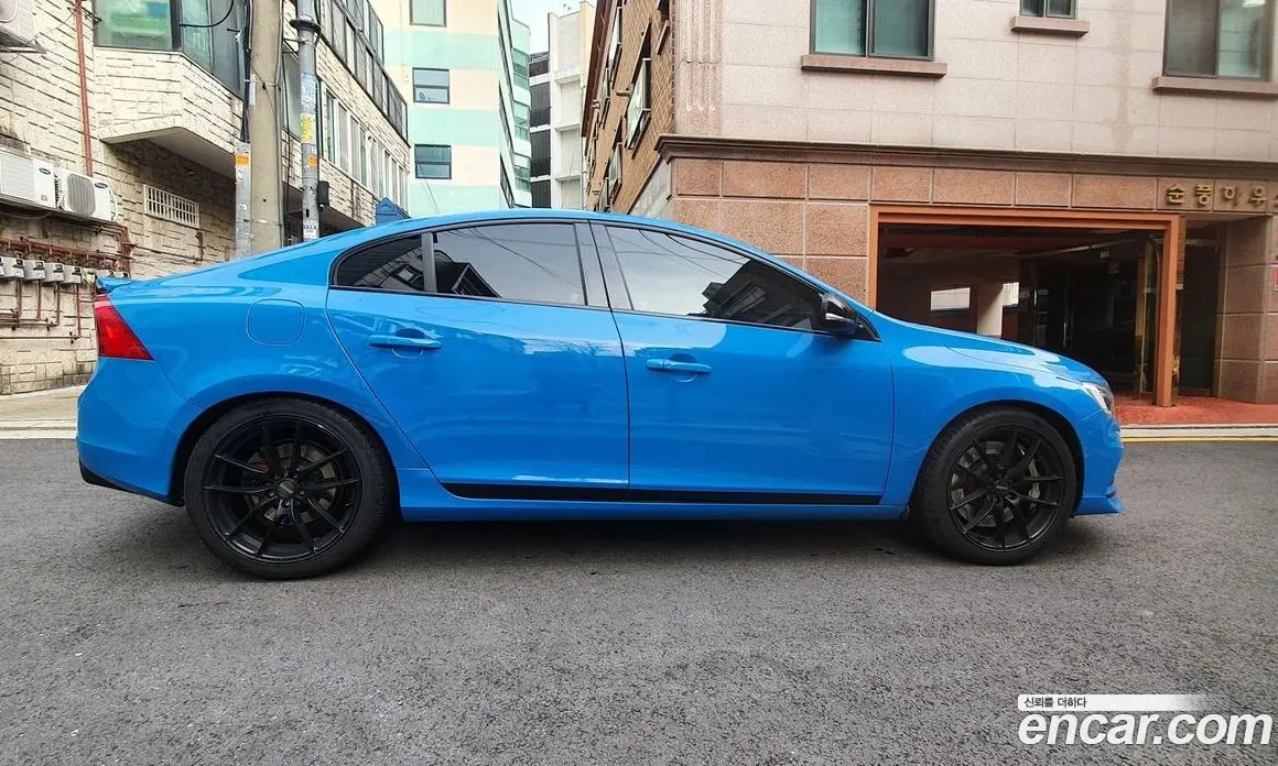 Volvo S60 2017 2.0 автомат (гидро), фото 5
