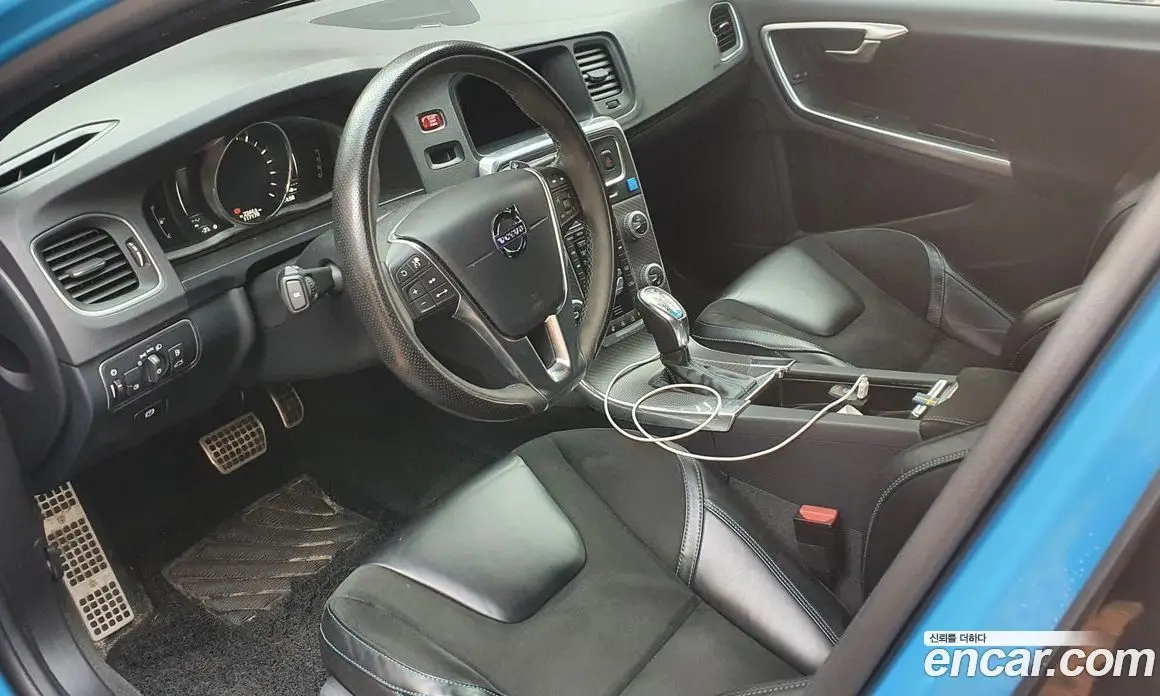 Volvo S60 2017 2.0 автомат (гидро), фото 10