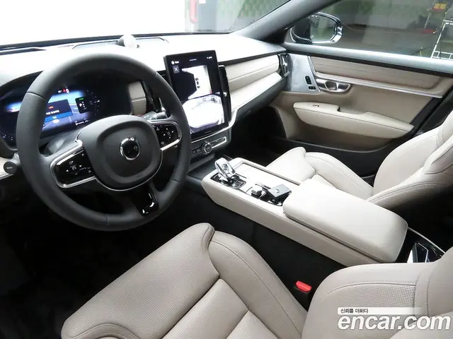 Volvo S90 2026 2.0 автомат (гидро), миниатюра 11
