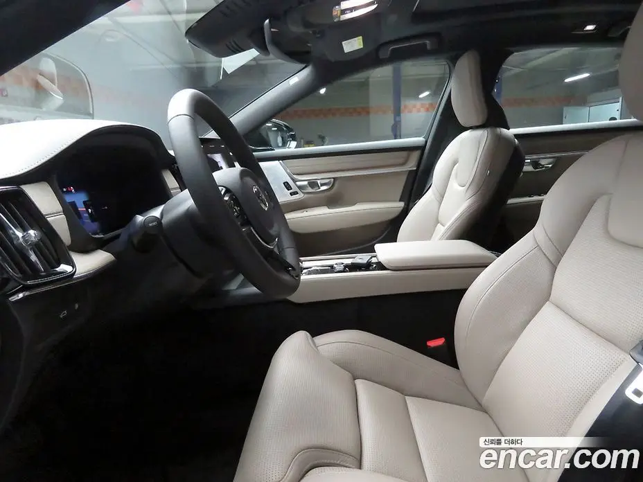 Volvo S90 2026 2.0 автомат (гидро), фото 12