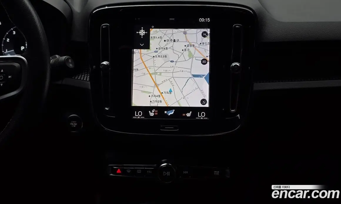 Volvo XC40 2019 2.0 автомат (гидро), фото 20