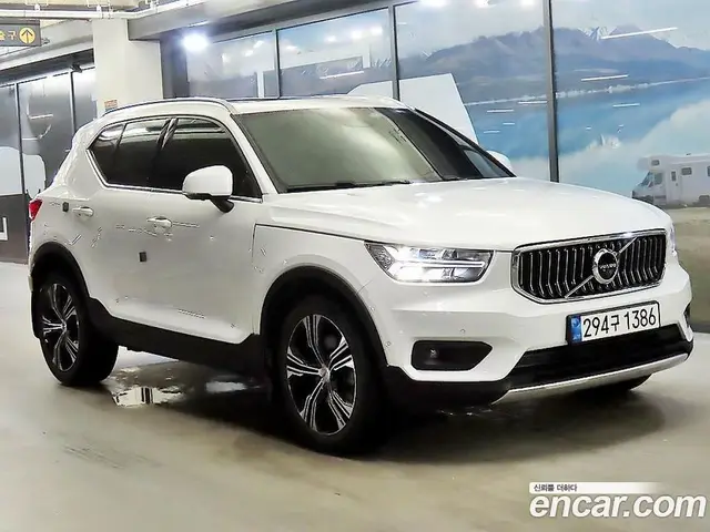 Volvo XC40, 2022, 32 172 км