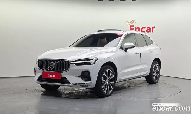 Volvo XC60 2022 2.0 автомат (гидро), миниатюра 1