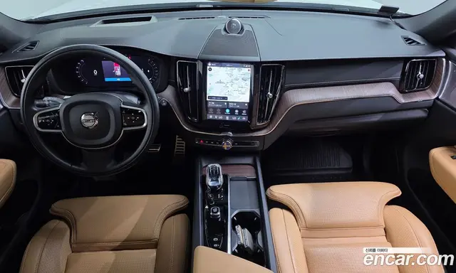 Volvo XC60 2022 2.0 автомат (гидро), миниатюра 7