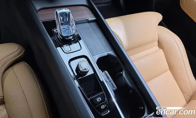 Volvo XC60 2022 2.0 автомат (гидро), миниатюра 9