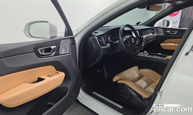 Volvo XC60 2022 2.0 автомат (гидро), миниатюра 10