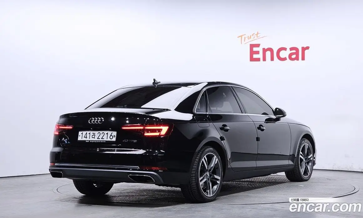 Audi A4 2019 2.0 автомат (гидро), фото 2 Audi A4 2019 2.0 автомат (гидро), фото 2