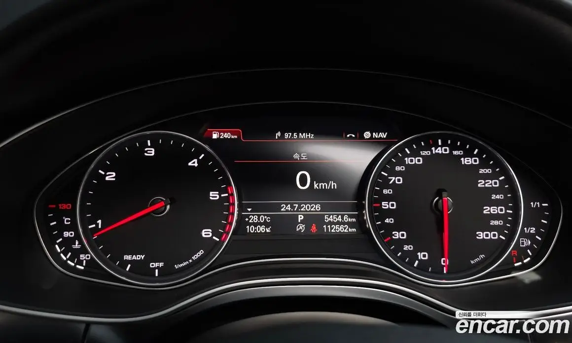 Audi A6 2018 2.0 автомат (гидро), фото 11