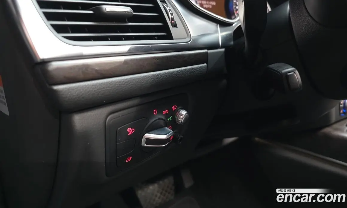 Audi A6 2018 2.0 автомат (гидро), фото 27