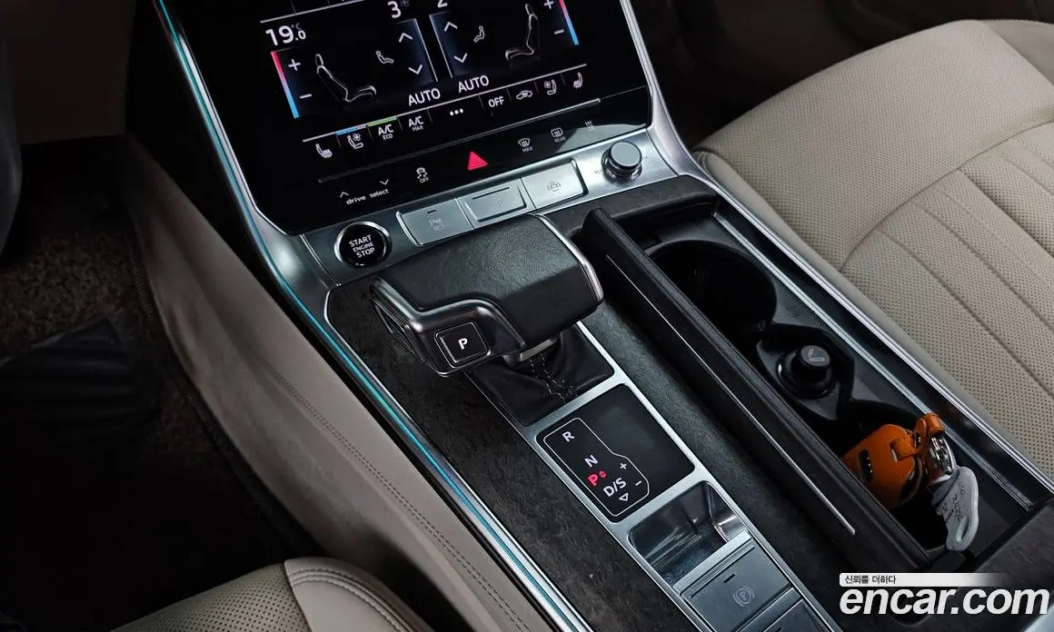 Audi A6 2021 3.0 автомат (гидро), фото 12